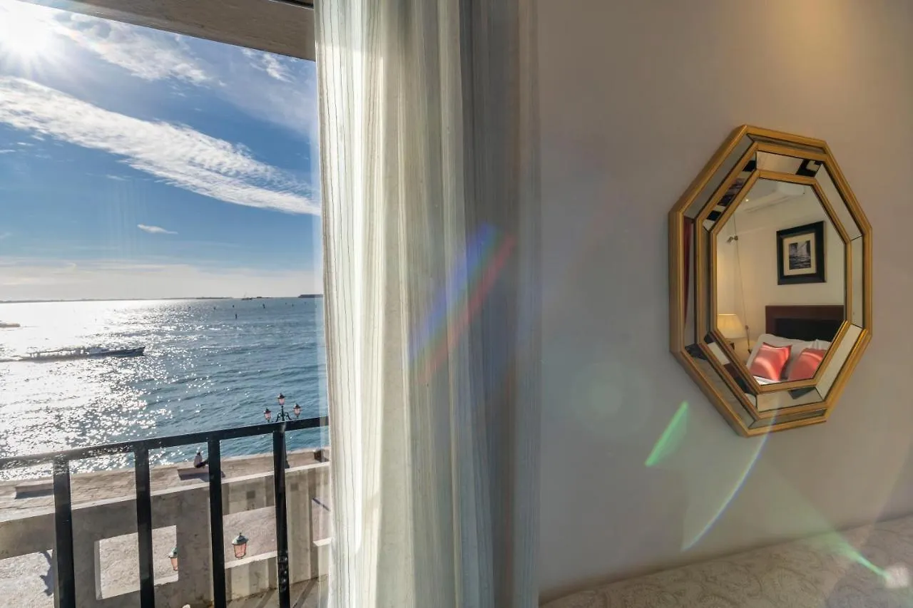 Fenix Turandot Suite Venice Apartment